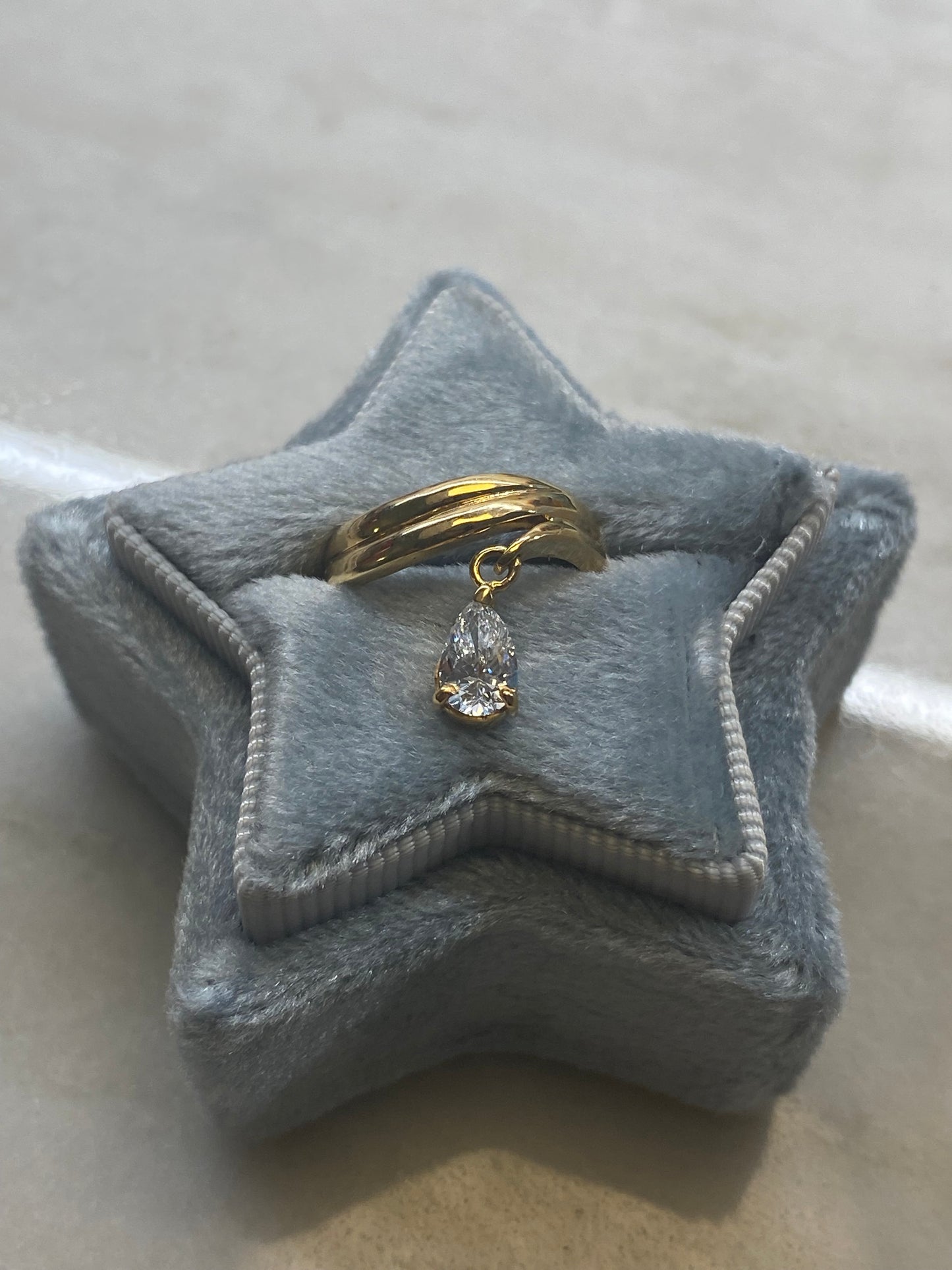 Baby : 14k dancing pear diamond pinky ring