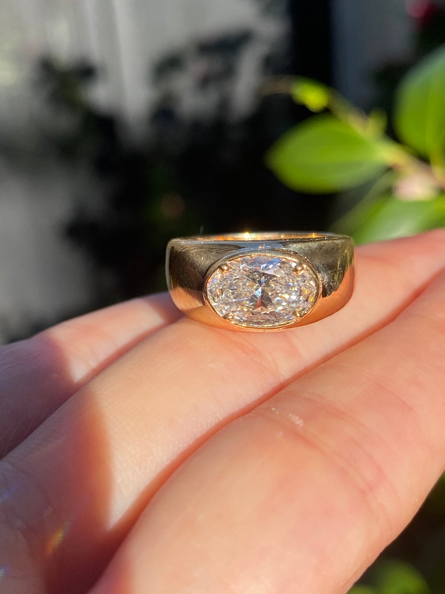 Blossom : 14k oval diamond ring