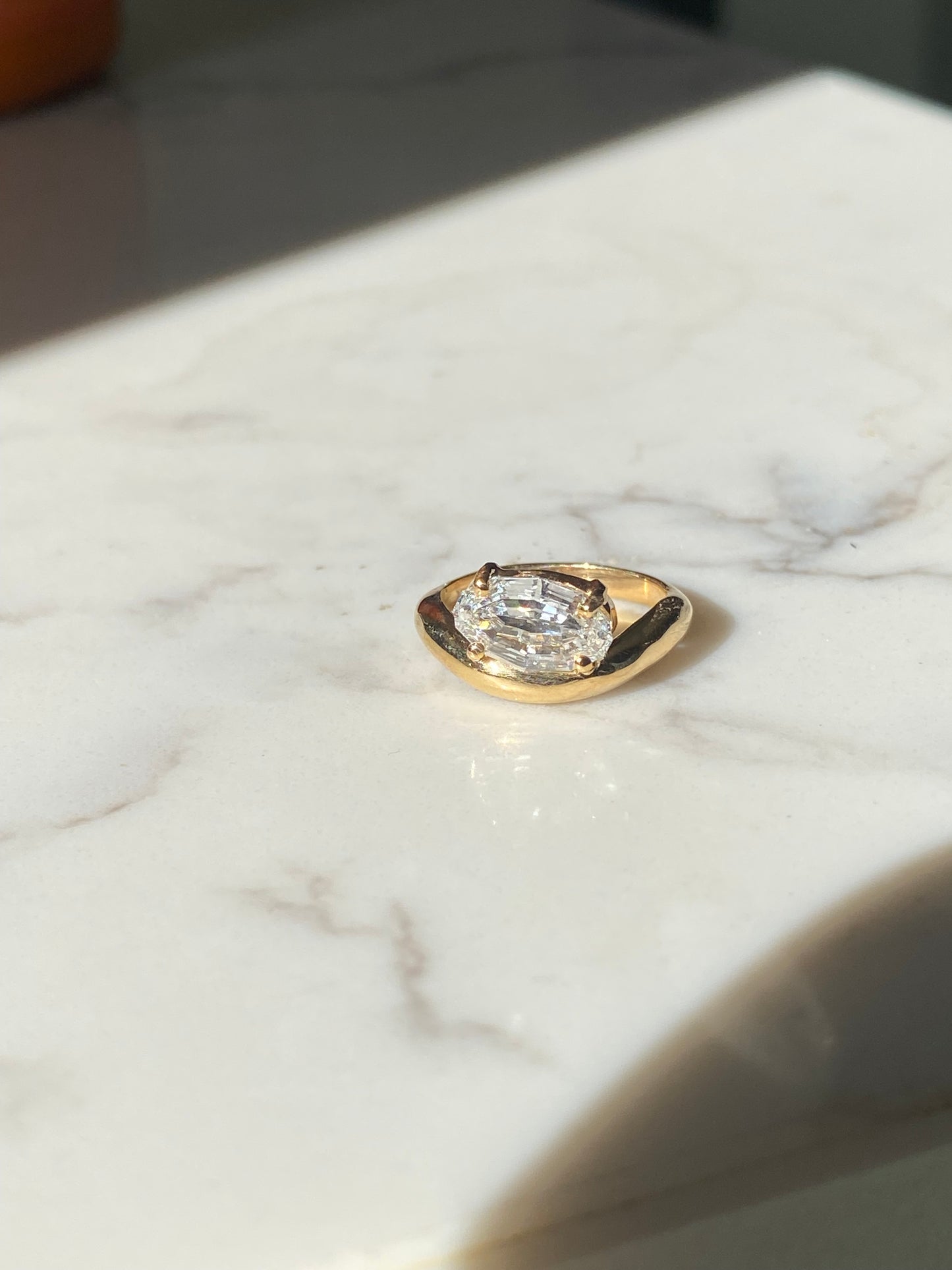 Billie : 14k step cut moval diamond pinky ring