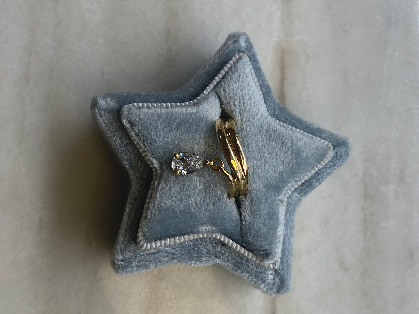 Baby : 14k dancing pear diamond pinky ring