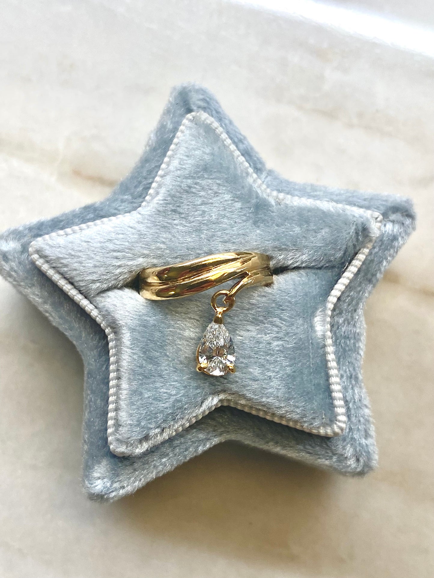 Baby : 14k dancing pear diamond pinky ring