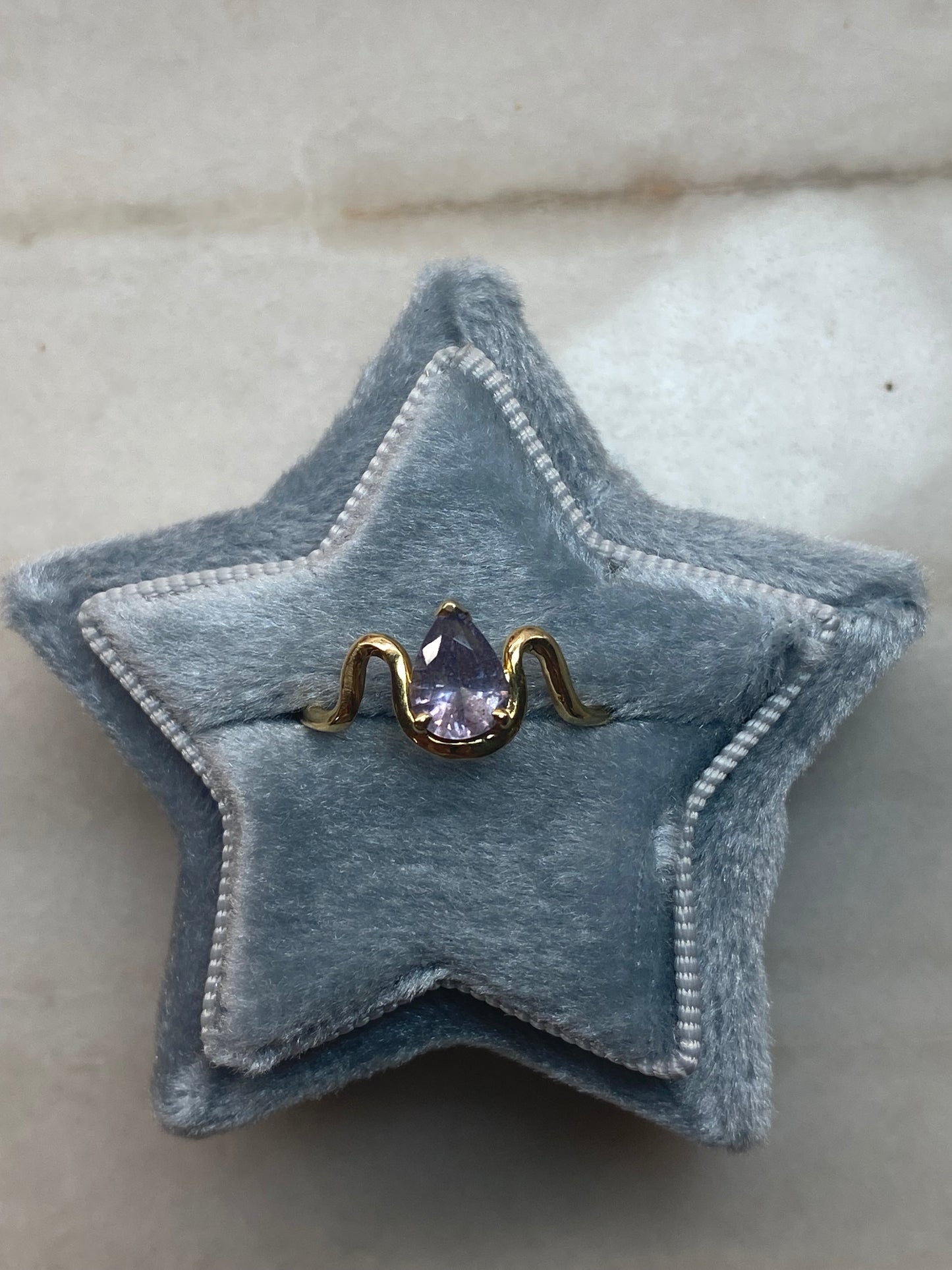 Athena: 14k wavy gray purple pear spinel