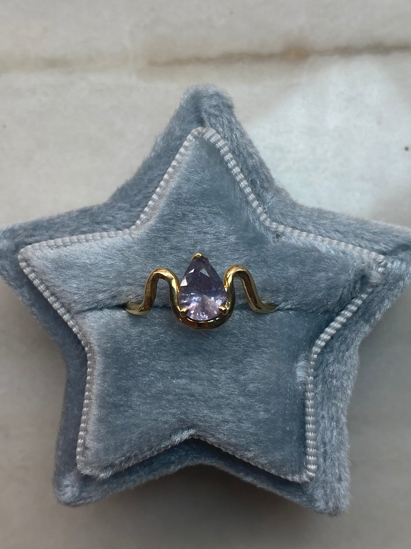 Athena: 14k wavy gray purple pear spinel